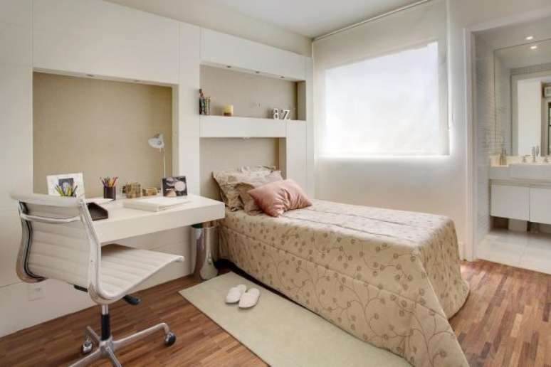 13. Quarto feminino de luxo funcional. – Foto: Sesso e Dalanezi