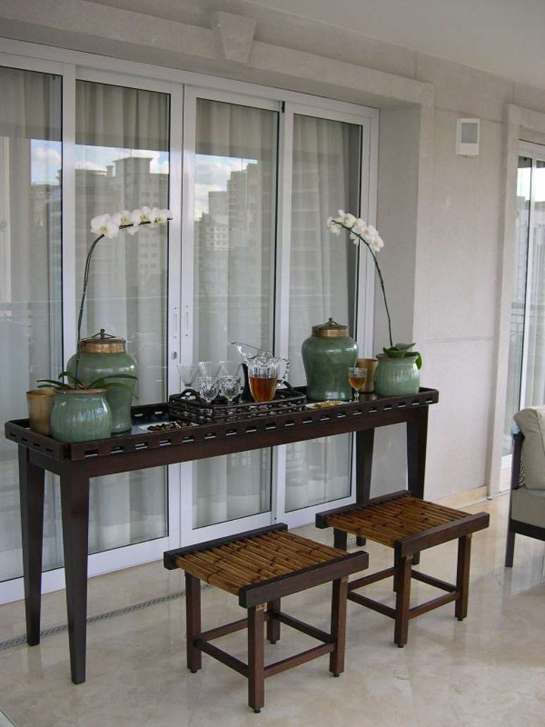 33. Varanda com bambu ornamental no banco &ndash; Foto Brunete fraccaroli