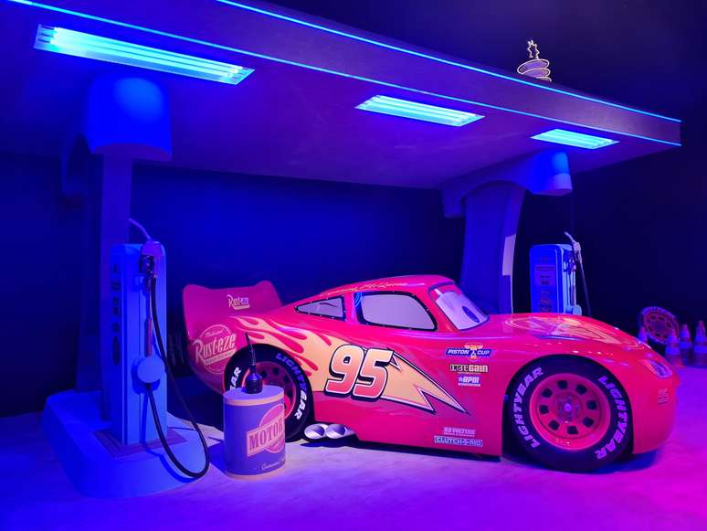 Flo's V8 Caf&eacute;, de Carros, no Mundo Pixar