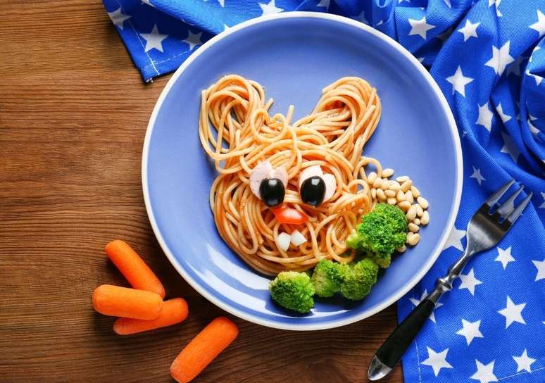 É possível criar diferentes desenhos utilizando a comida | Foto: Shutterstock