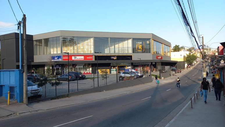 Galeria comercial foi inaugurada em antigo terreno baldio na rua Sinfonia Italiana