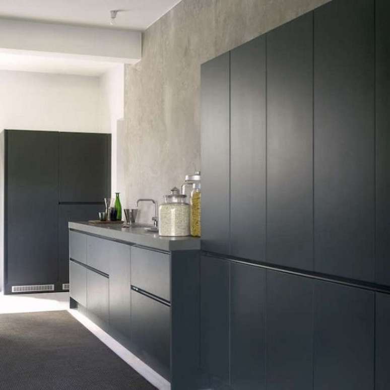 46. Cozinha em tons de cozinha e bancada corian &ndash; Foto BlogLovin