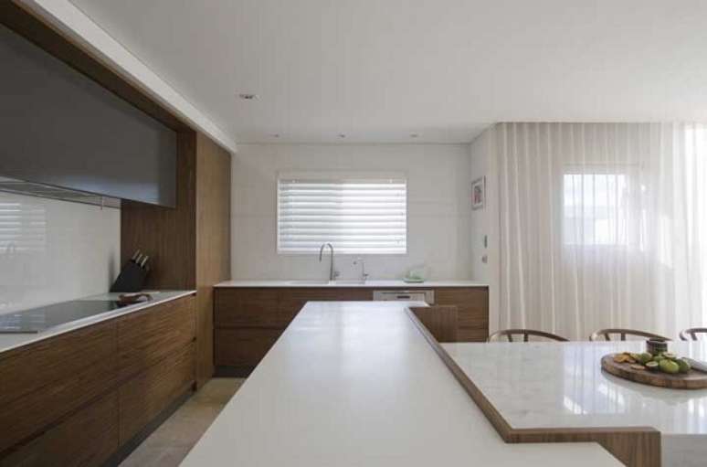 27. Corian branco para cozinha planejada &ndash; Foto Houzz