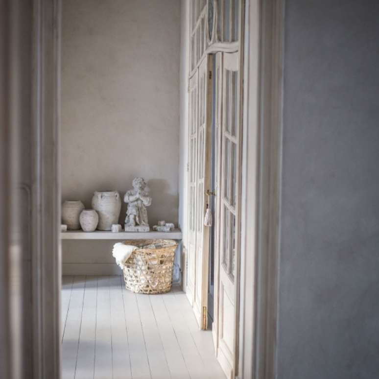 Crie profundidade com paredes texturizadas.