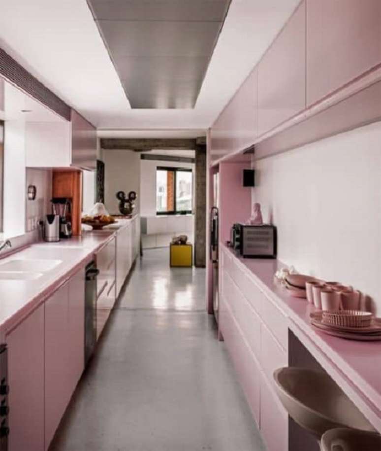 45. Cozinha em corian rosa – Foto Decorei