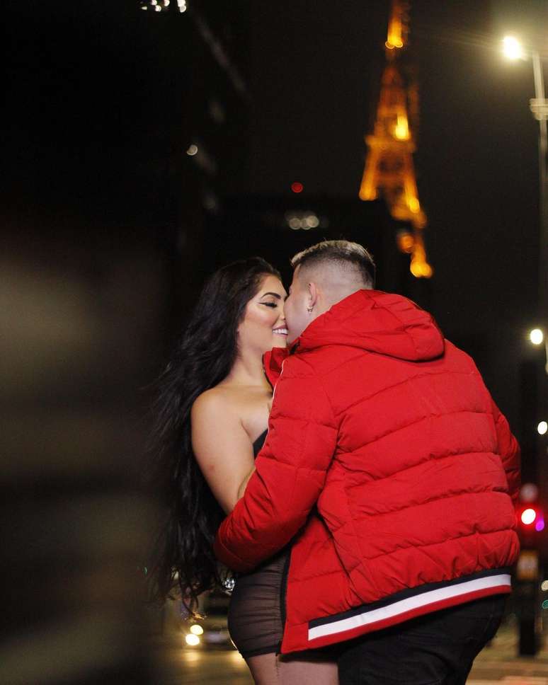 Jottap&ecirc; e sua noiva, Estefany Boro