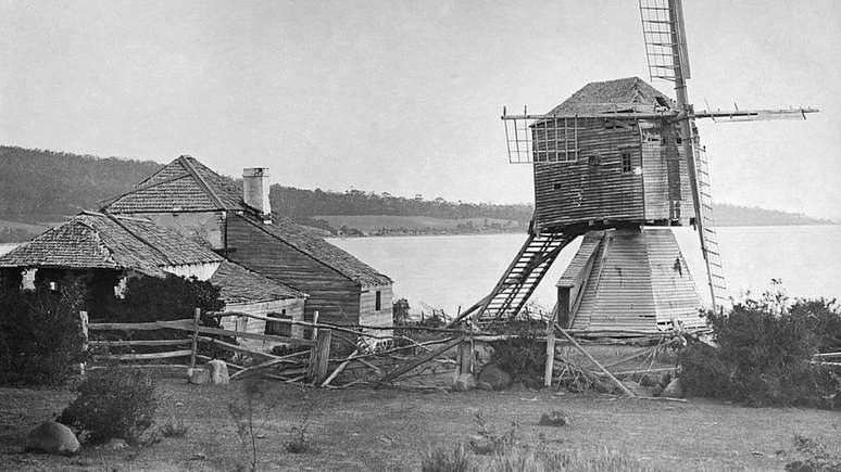 A economia rural do s&eacute;culo 19 foi superada pela industrializa&ccedil;&atilde;o e pela urbaniza&ccedil;&atilde;o da sociedade