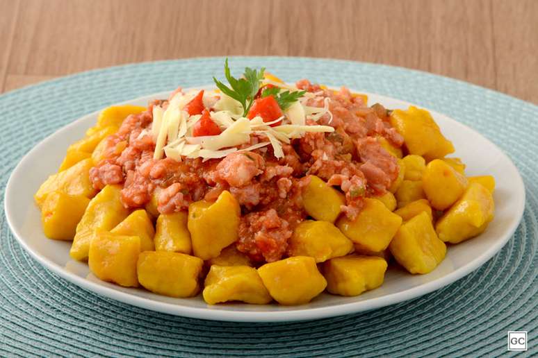 Nhoque de abóbora e cenoura – Foto: Guia da Cozinha