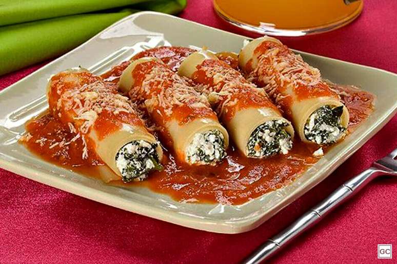 Canelone de espinafre com ricota – Foto: Guia da Cozinha