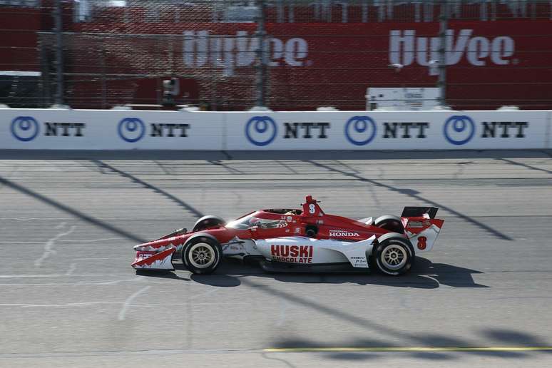 Marcus Ericsson segue líder da Indy 