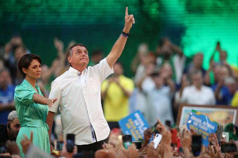 Michelle e Jair Bolsonaro em evento do PL 