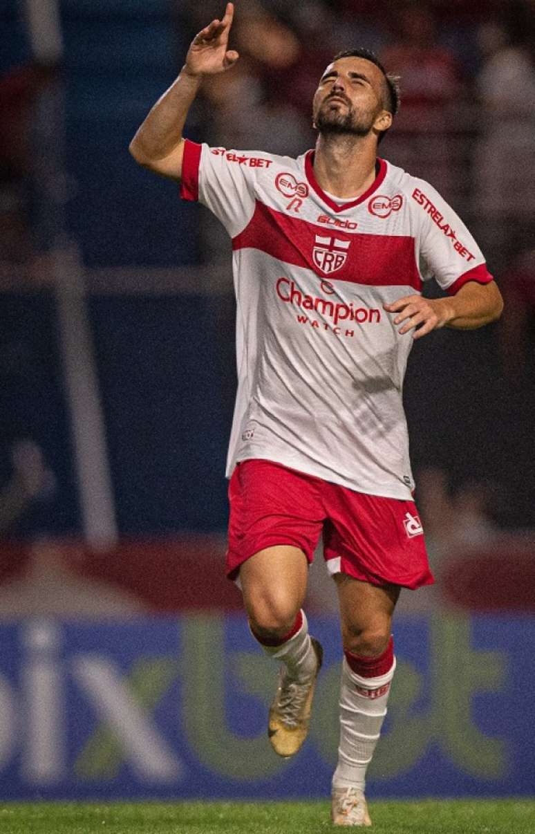 Rafael Longuine comemora seu gol no duelo contra o Novorizontino, pela Série B (Foto: Francisco Cedrim/CRB)