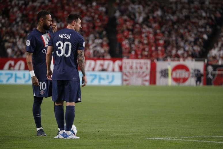 Neymar e Messi foram reservas, mas entraram na etapa final no último jogo (Foto: Divulgação / Site oficial do PSG)