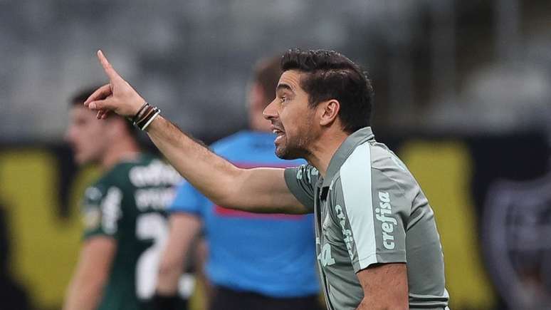 Abel Ferreira cogitou processar Bruno Arleu de Araújo após polêmicas (Foto: Cesar Greco/Palmeiras)