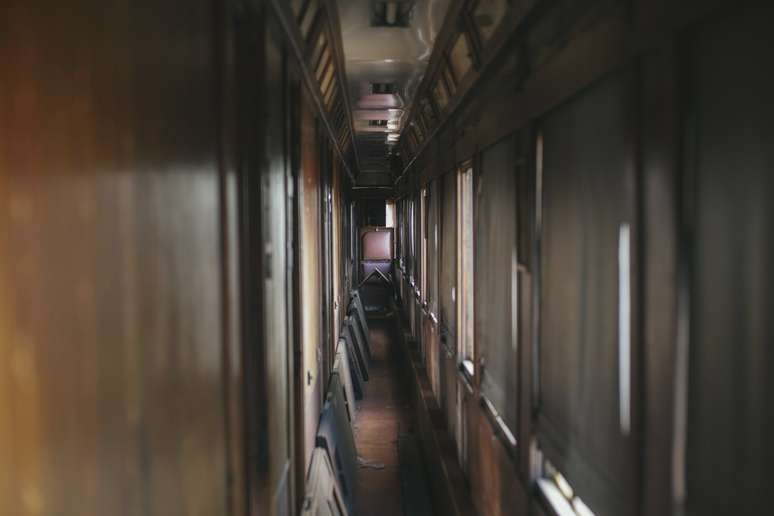 Os vagões estão passando por reformas com o objetivo de atender o mesmo nível de luxo que fez a fama do Orient Express.