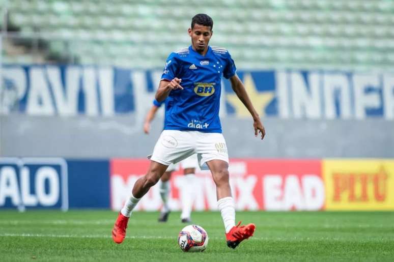 Adriano vinha participando de jogos da equipe celeste - Bruno Haddad/Cruzeiro