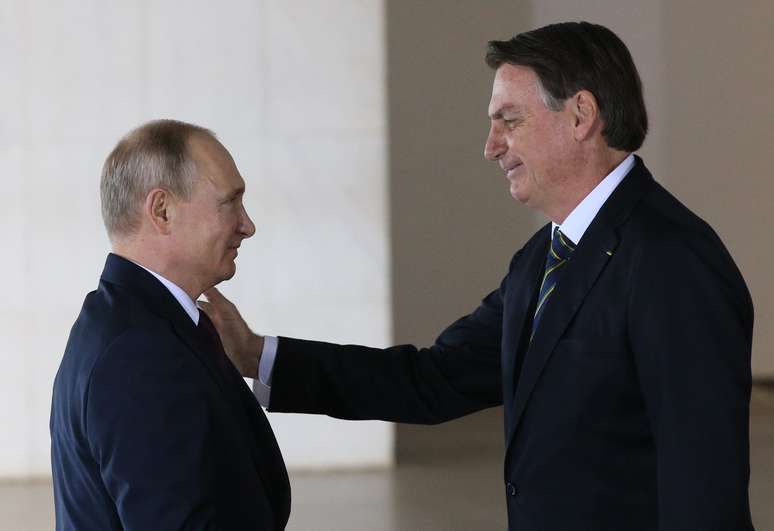 Poucos dias antes da invas&atilde;o russa &agrave; Ucr&acirc;nia, Bolsonaro fez visita a Putin, na qual elogiou o presidente russo e o chamou de um 'homem de paz'