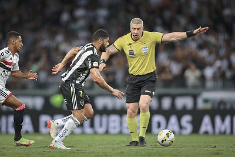 Episódio ocorreu no empate entre Atlético-MG x São Paulo, pela 16ª rodada do Brasileirão - (Foto: Pedro Souza/Atlético-MG)