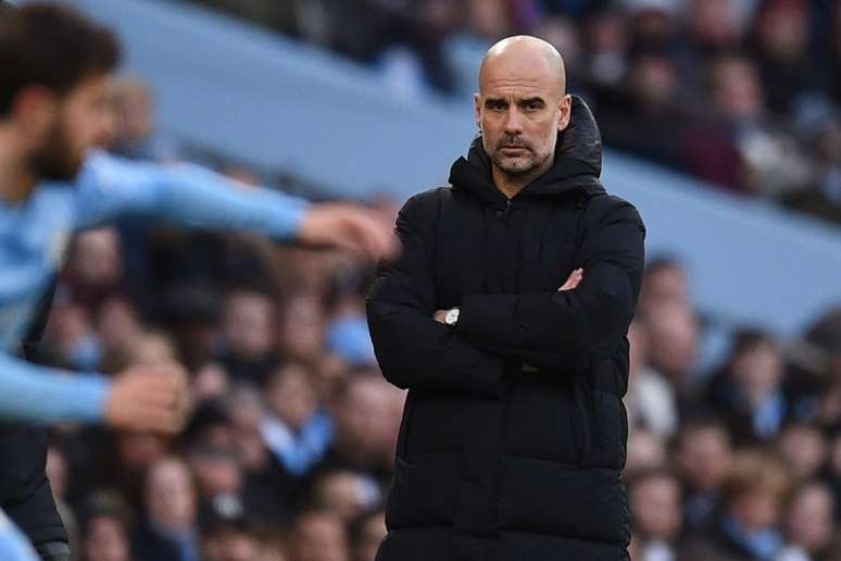 Lateral espanhol é pedido de Guardiola (Foto: OLI SCARFF / AFP)