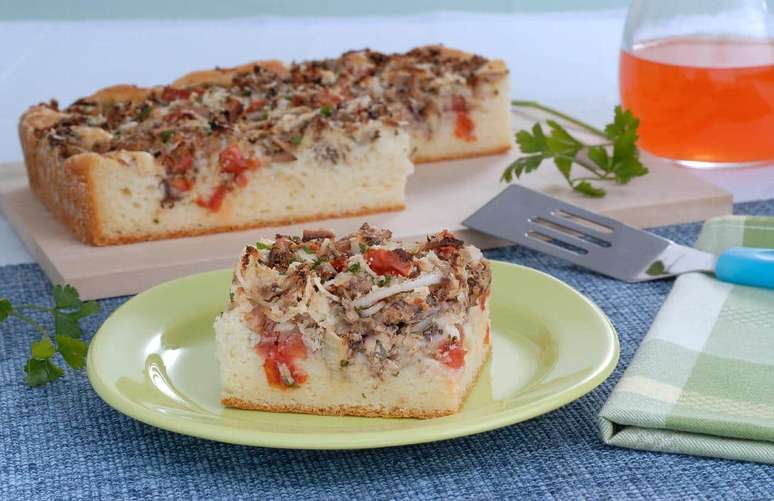 Torta de atum &ndash; Foto: Guia da Cozinha