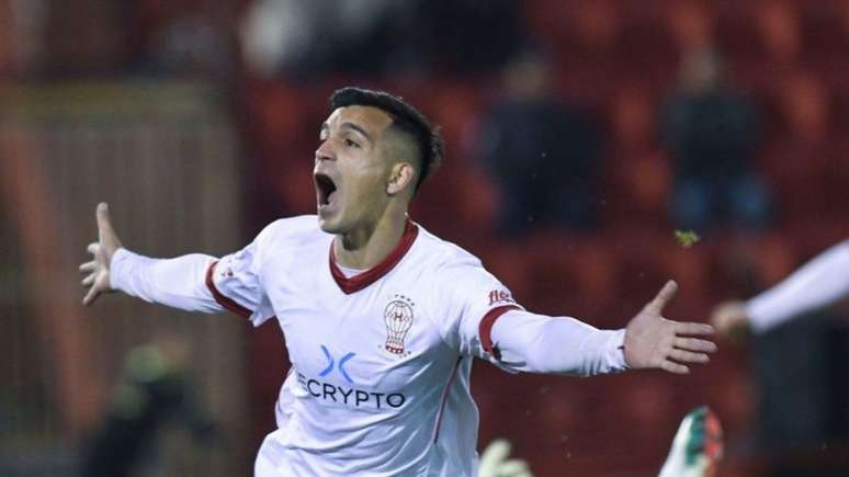 Franco Cristaldo é o camisa 10 do Huracán (Foto: Divulgação/Huracán)