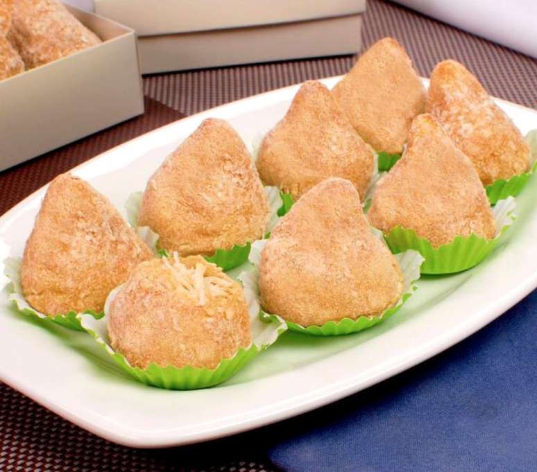 Coxinha low carb de batata-doce (Reprodu&ccedil;&atilde;o / Guia da Cozinha)