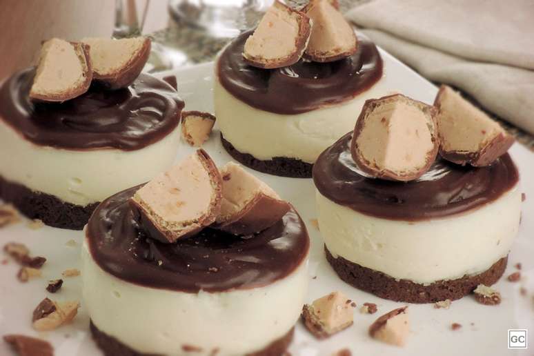 Mini cheesecake de chocolate | Foto: Guia da Cozinha