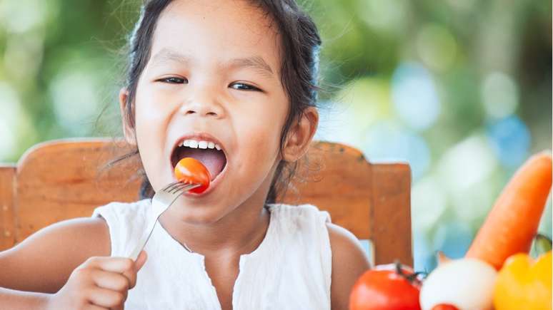 Legumes e verduras devem compor pelo menos 50% do prato das crianças