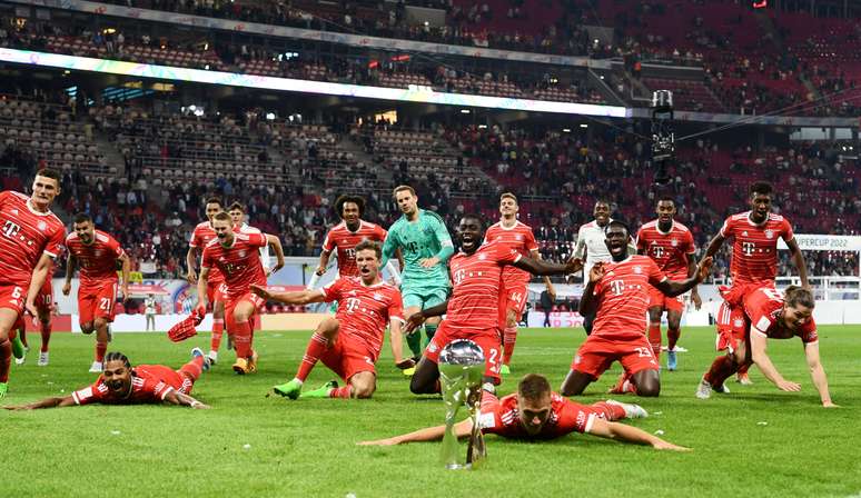 Leipzig goleia Bayern na estreia de Kane e fica com a Supercopa da Alemanha