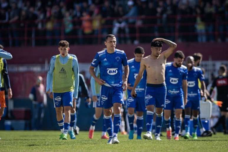 Time celeste ficou no empate contra o Brusque e viu Vasco Bahia, Tombense e Sport vencerem - (Foto: Roberto Zacarias/Staff Images/Cruzeiro)