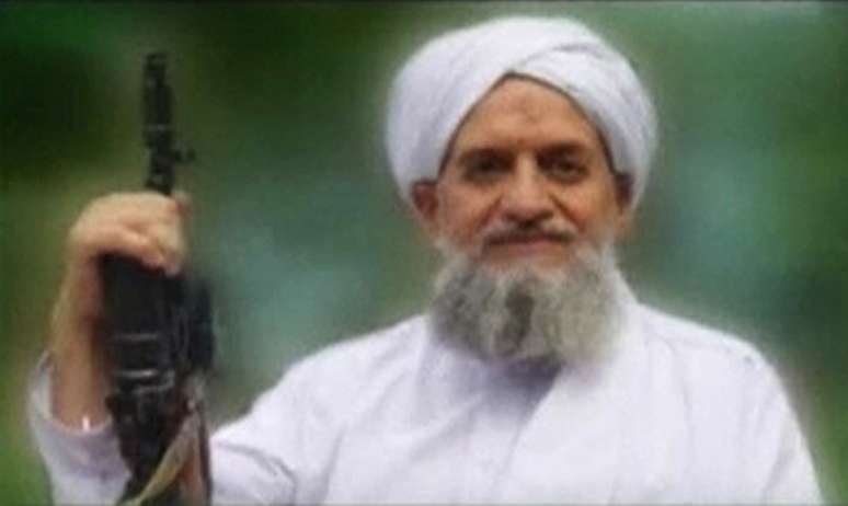 Líder da Al Qaeda, Ayman al-Zawahiri, em imagem retirada de vídeo divulgado em setembro de 2011
12/09/2022
REUTERS/SITE Monitoring Service via Reuters/File Photo