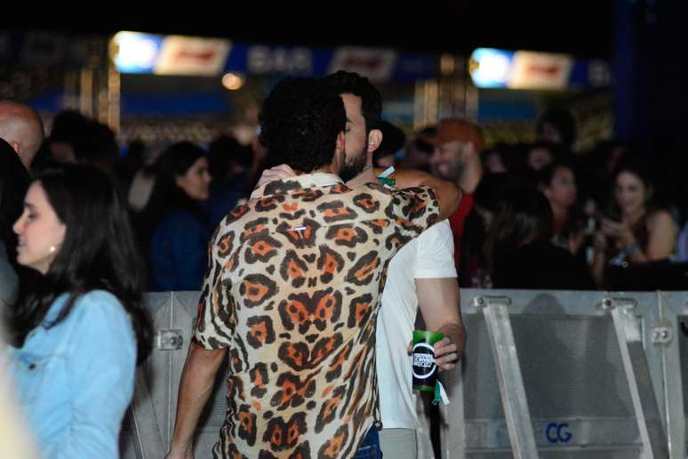 Silvério Pereira em clima de romance no festival do Rio de Janeiro