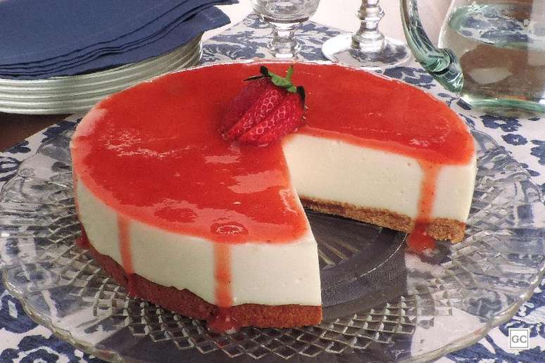 Cheesecake de morango light – Foto: Guia da Cozinha