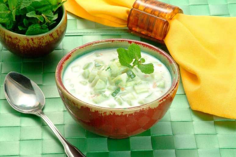 Sopa fria de pepino com iogurte | Foto: Guia da Cozinha