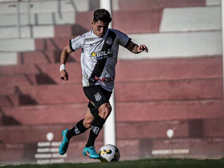 João Pistelli atuando pela Macaca (Divulgação/Assessoria de Imprensa)