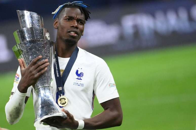 Pogba tem lesão no joelho, mas deve voltar a jogar em setembro (Foto: FRANCK FIFE / AFP)