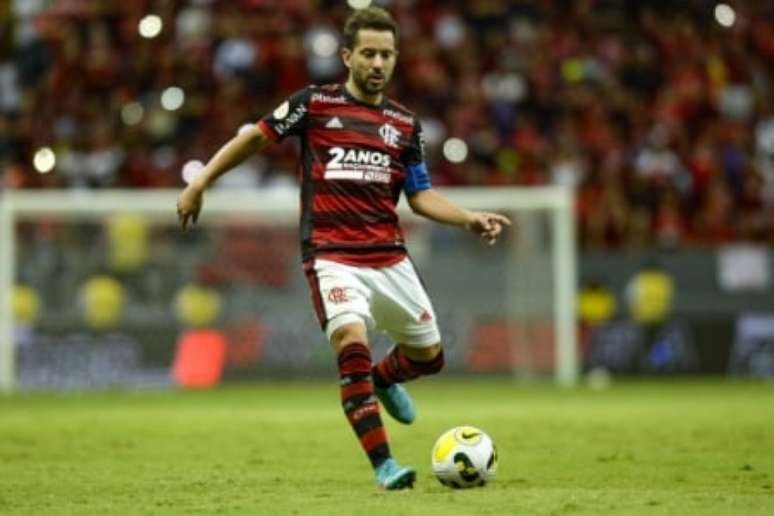 Everton em ação pelo Flamengo (Foto: Marcelo Cortes/Flamengo)