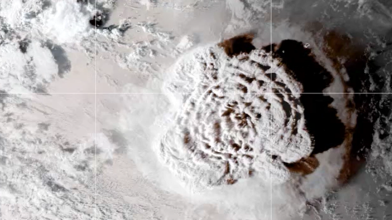 Vulcão Hunga Tonga-Hunga Ha'apai provocou uma das maiores erupções já registradas