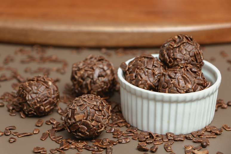 Brigadeiro com casca de banana (Imagem: Shutterstock)