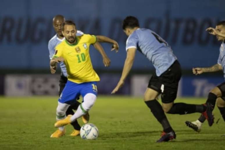 Everton Ribeiro em ação pelo Brasil (Foto: Lucas Figueiredo/CBF)