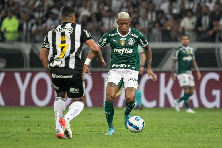Atlético-MG enfrenta Palmeiras