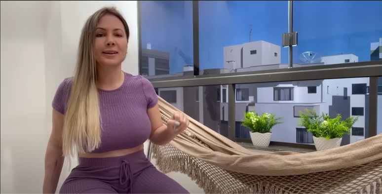 Aline Füchter postou um vídeo no seu canal do YouTube para alertar sobre um golpe contra caminhoneiros aptos a receber o Benefício Emergencial aos Transportadores Autônomos de Carga