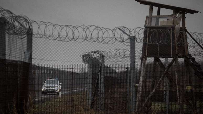 Em 2015, com Orbán no governo, a Hungria construiu uma barreira na fronteira com a Sérvia para impedir a entrada de imigrantes