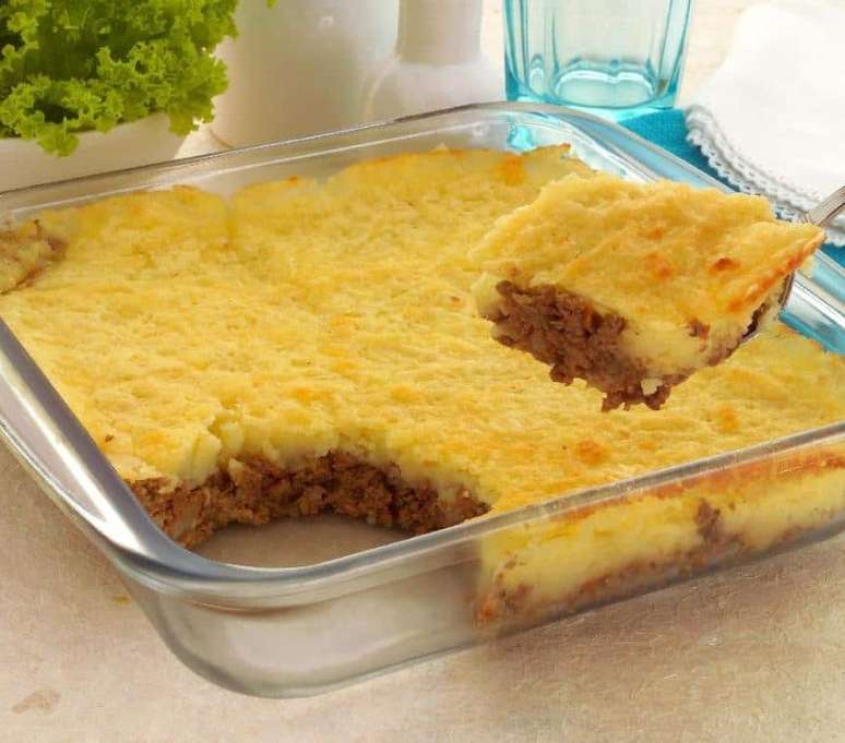 Escondidinho de carne mo&iacute;da (Reprodu&ccedil;&atilde;o / Guia da Cozinha)