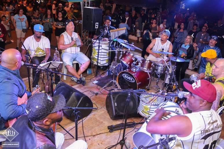 A roda de samba do mês de julho reuniu cerca de 5 mil pessoas @Projeto Samba no Asfalto/Reprodução