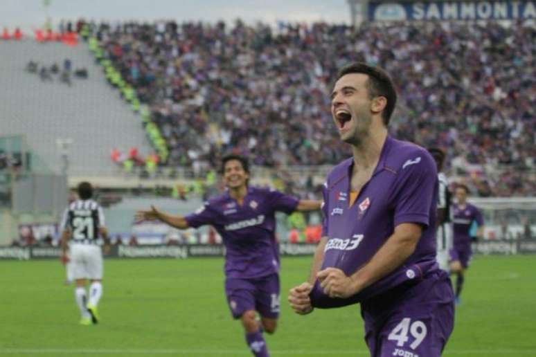 Giuseppe Rossi jogou na Fiorentina após se recuperar de lesão grave no joelho (Foto: Divulgação)
