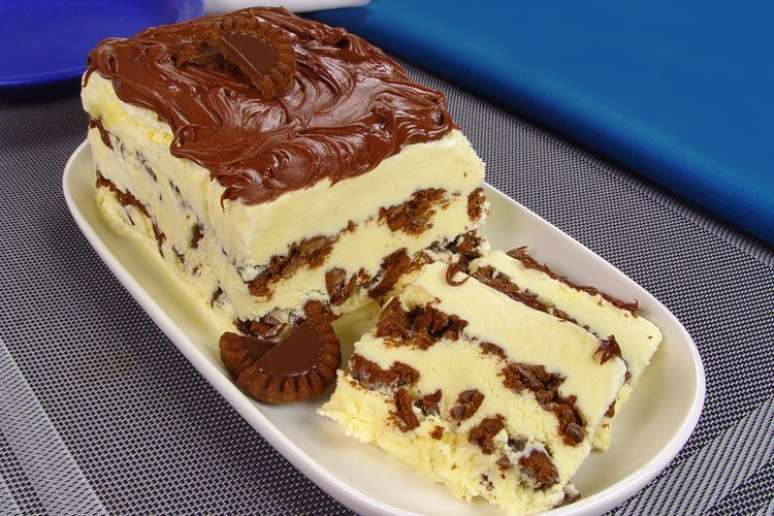 Torta de sorvete com creme de avelã | Foto: Guia da Cozinha
