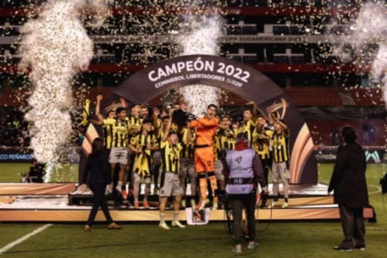 Peñarol venceu a Libertadores sub-20 em cima do Independiente del Valle (Foto: Divulgação / Site oficial do Peñarol)