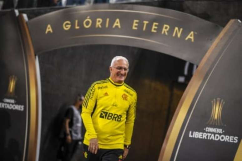 Dorival fez elogios à defesa (Foto: Marcelo Cortes/Flamengo)