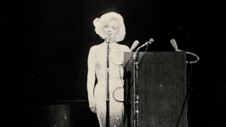 Marilyn Monroe cantou o famoso "Parabéns a Você" para o presidente Kennedy em junho de 1962